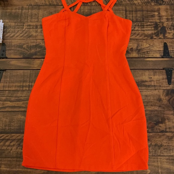 Orange dress - Picture 3 of 5
